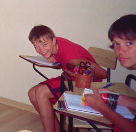 enfants en classe